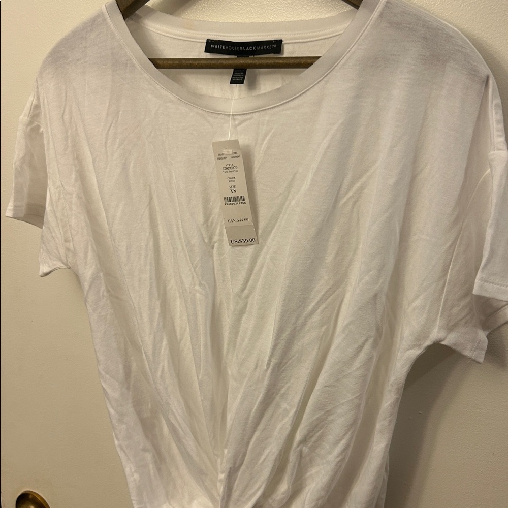 White House Black Market White Short Sleeve Twist Tee Size XS NWT - Picture 2 of 5